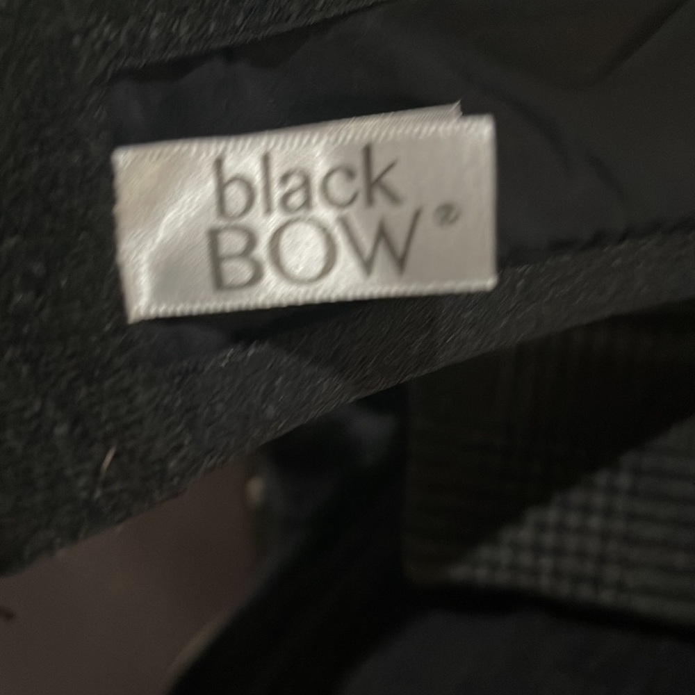 38D Black Bow bra. - Picture 5 of 9
